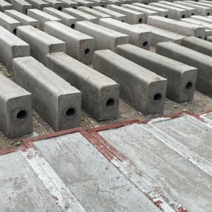 Bó vỉa bê tông đúc sẵn 30x20x100cm